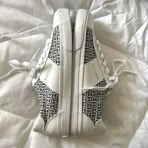Tommy Hilfiger Monochrome Patterned Sneakers